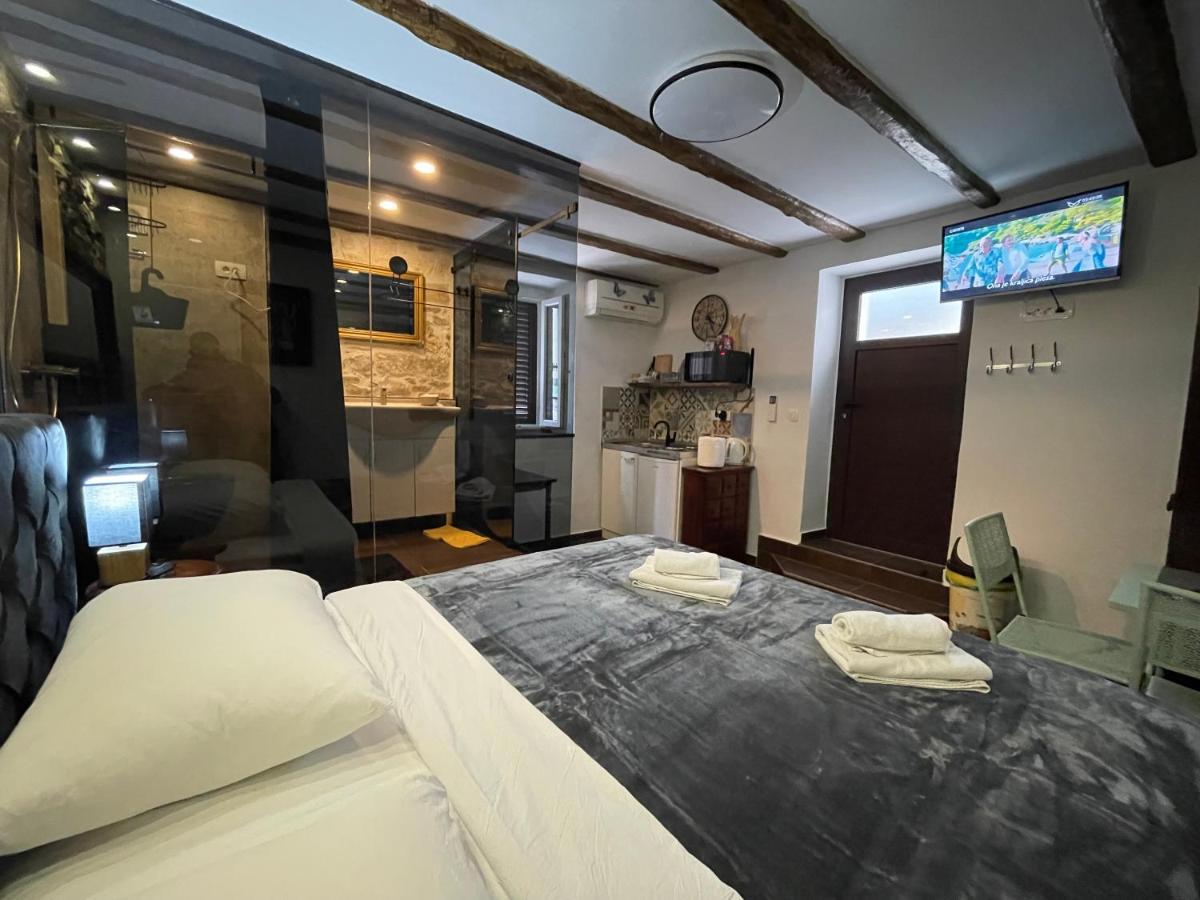 Tequila Apartments (Adults Only) Zara Esterno foto
